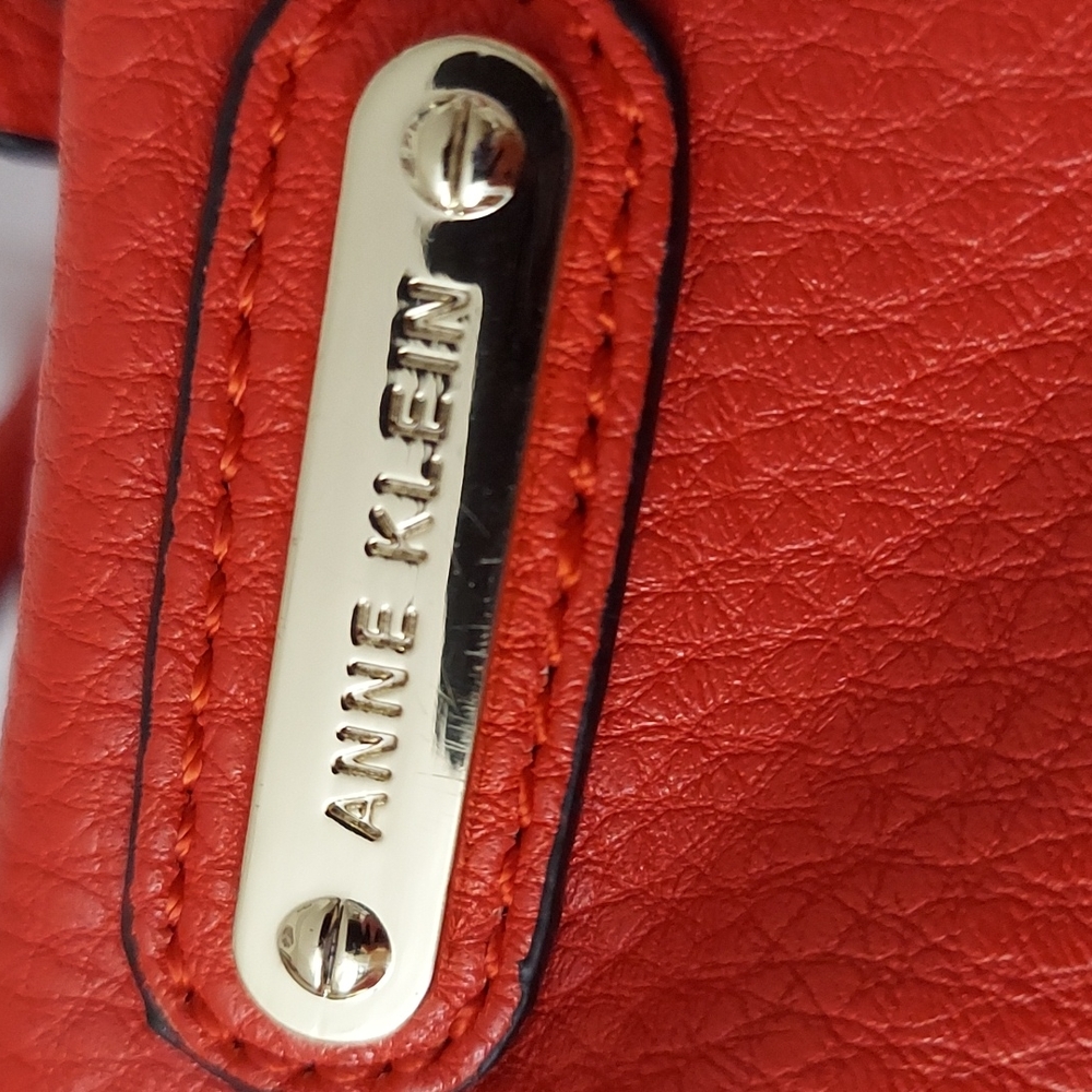 Anne Klein - Picture 3 of 7